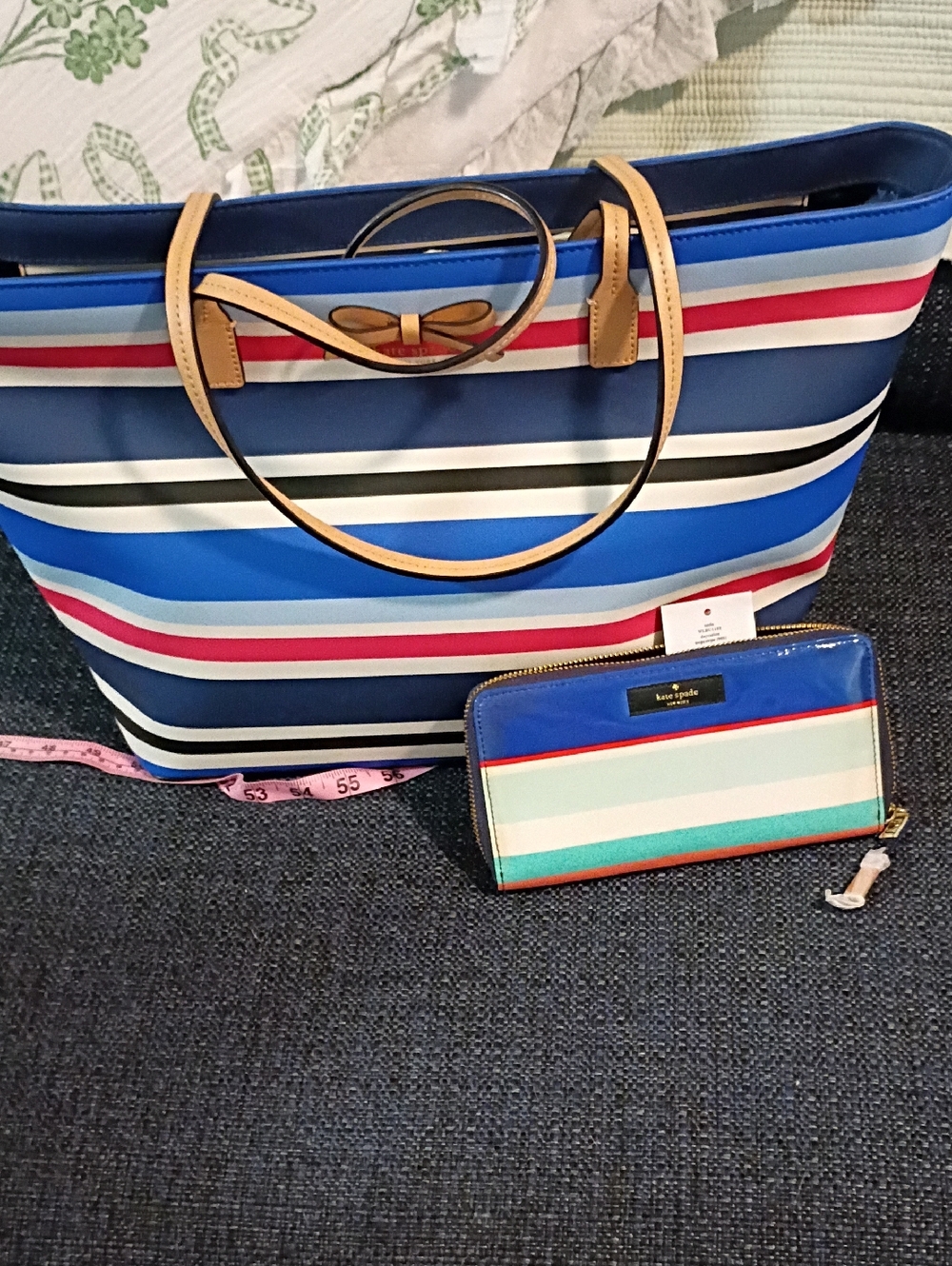 Nwt Kate Spade Tote And Matching Wallet